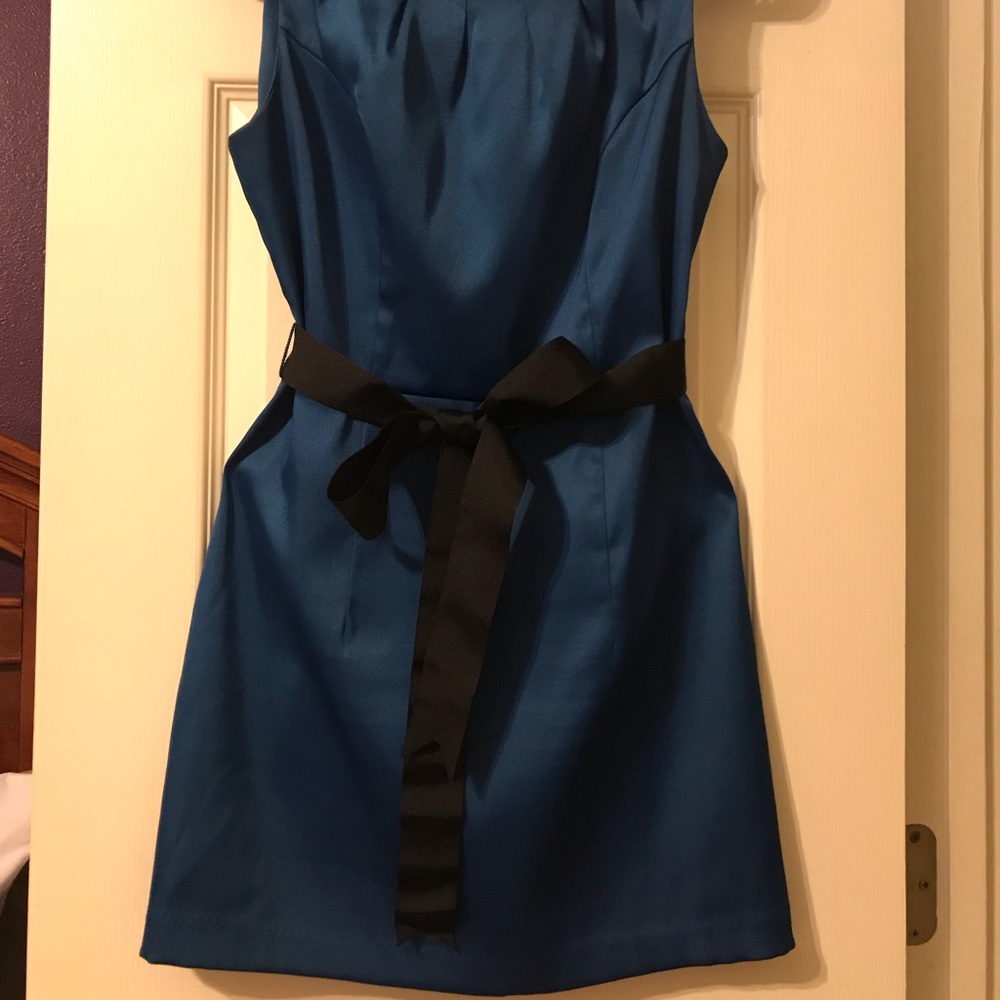 🎉SOLD🎉✨Dress Barn - Cute & Flirty Dress